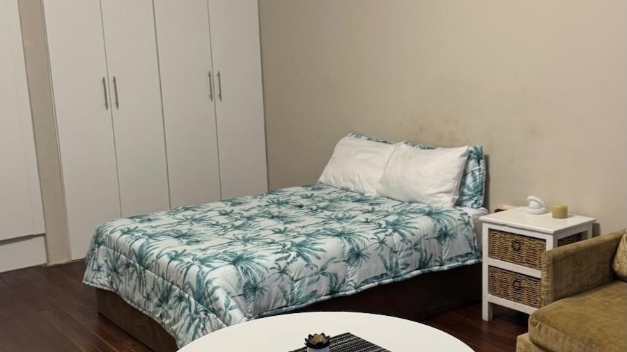 1 Bedroom Property for Sale in Quigney Eastern Cape
